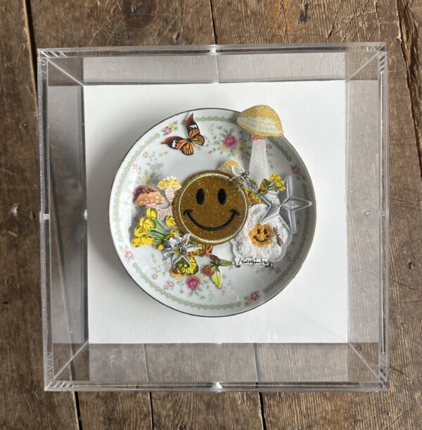SMILEY TREASURE ORIGINAL CERAMIC ARTWORK